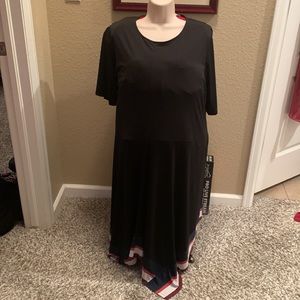 Catherine’s A-line dress size 3X has POCKETS